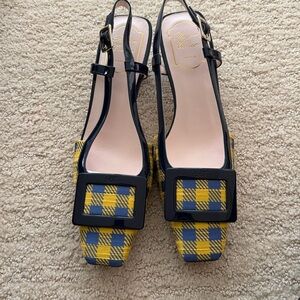 New never been worn size 38